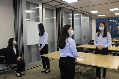法制盛邦动态 | 本所组织开展商务礼仪培训，提升个人商务服务素养
